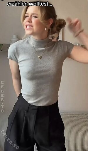 Lea Peach photo