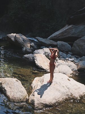 Lea.nxz Nude Leaked Photo #14