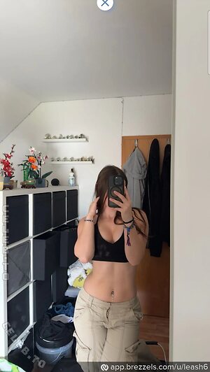Leash6 Nude Leaked Photo #15