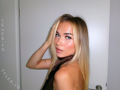 Leasmlr Nude Leaked Photo #9