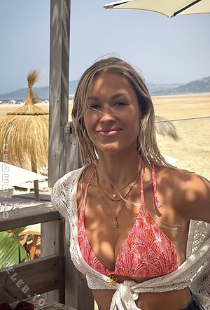 Lena Schwender Nude Photos