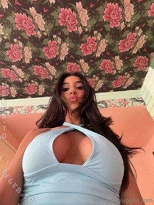 Lena The Plug Nude Leaked Photo #433
