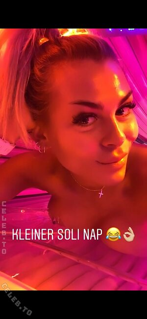 Lenaknk Nude Leaked Photo #27