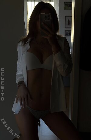 lenaswoorldd Nude Leaked Photo #57