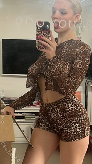 Leni Bahr Nude Leaked Photo #45