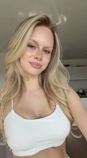 Leni Marie Nude Leaked Photo #60