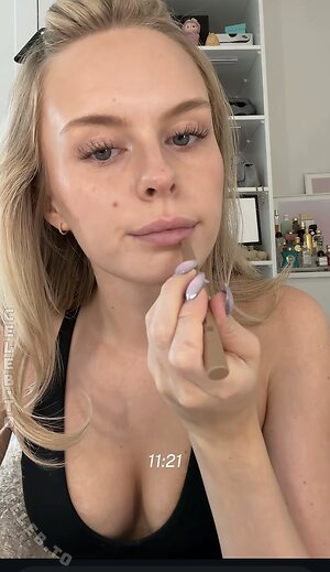 Leni Marie Nude Leaked Photo #90