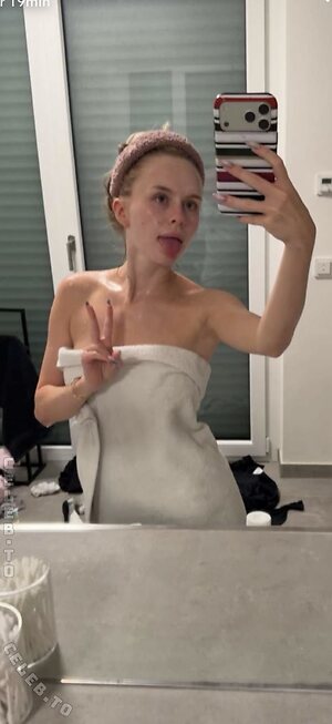 Leni Marie Nude Leaked Photo #96