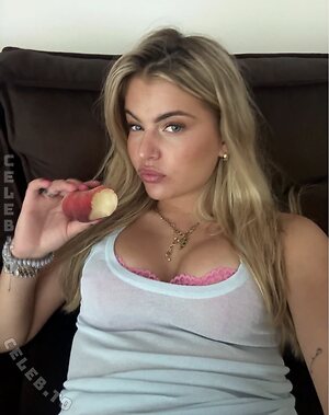 Leni Pieckenhagen Nude Leaked Photo #72