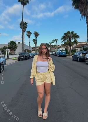 Lenia.Klm Nude Leaked Photo #13