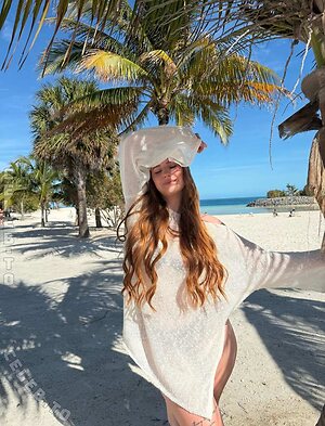 Lenia.Klm Nude Leaked Photo #20