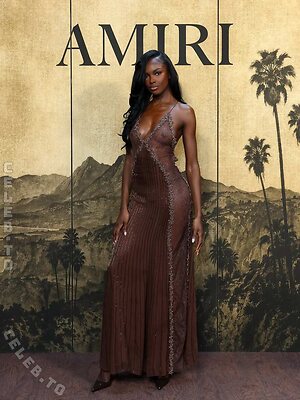 Leomie Anderson Nude Leaked Photo #14