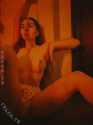 Leratlerat Nude Leaked Photo #400