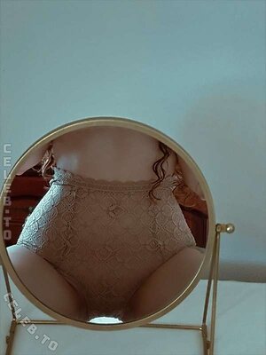 Leratlerat Nude Leaked Photo #409