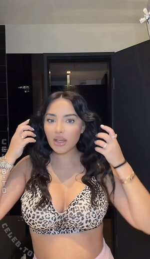 Leyla Lahouar Nude Leaked Photo #41