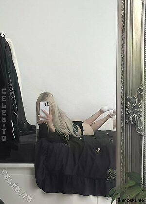 _lia.moon Nude Leaked Photo #4