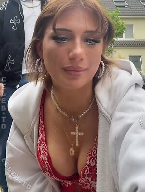 Lienne.aig Nude Leaked Photo #23