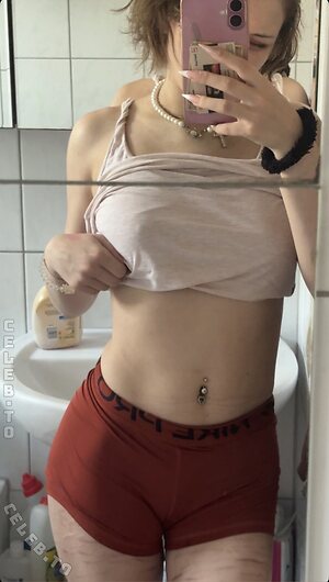 Lienne.aig Nude Leaked Photo #39