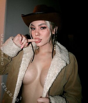 lilchrrybomb Nude Leaked Photo #7