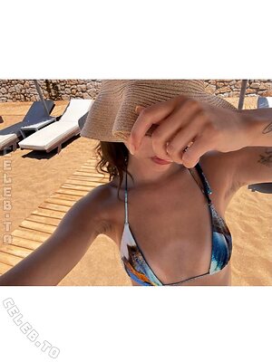 Lilian Loria Nude Leaked Photo #7