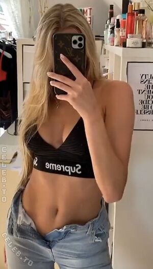 Lillimsr Nude Leaked Photo #78