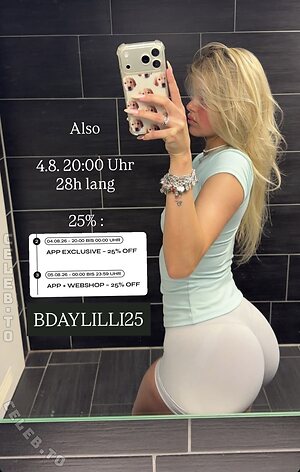 Lillimsr Nude Leaked Photo #130