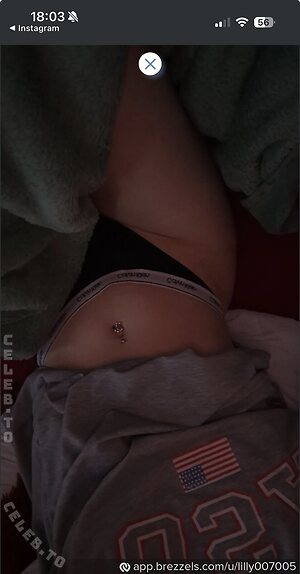 Lilly Schaper Nude Leaked Photo #13
