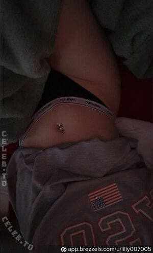 Lilly Schaper Nude Leaked Photo #17