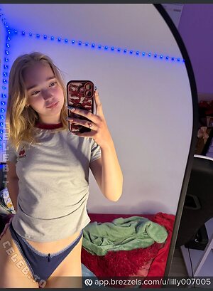 Lilly Schaper Nude Leaked Photo #92
