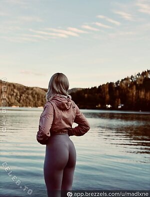 Lilly.jcl Nude Leaked Photo #9