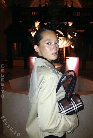 Lily Chee photo