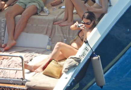 Lily James Nude Leaked Photo #9