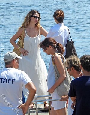 Lily James Nude Leaked Photo #26