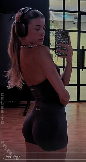 Lina Traenckner Nude Leaked Photo #13