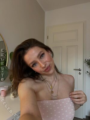 Lina Valeska Nude Leaked Photo #149