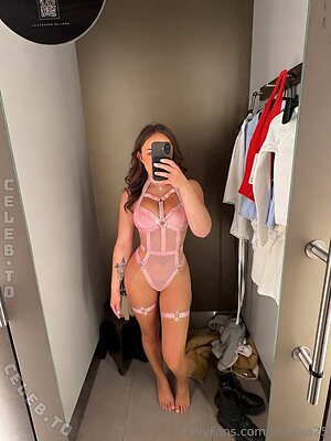 linaaaa25 Nude Leaked Photo #63