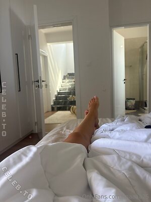 linaaaa25 Nude Leaked Photo #84