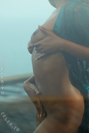 Linda Nobat Nude Leaked Photo #12