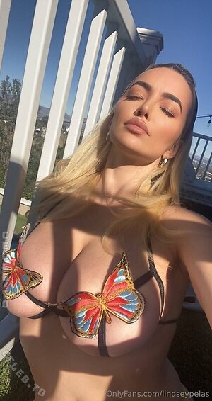 Lindsey Pelas Nude Leaked Photo #175