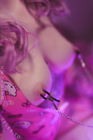 Linspics Nude Leaked Photo #325
