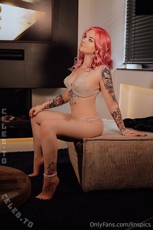 Linspics Nude Leaked Photo #334