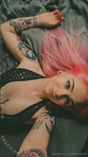 Linspics Nude Leaked Photo #418