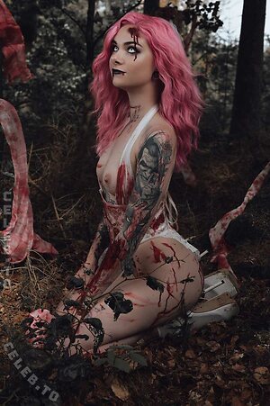 Linspics Nude Leaked Photo #768