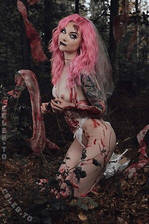 Linspics Nude Leaked Photo #770