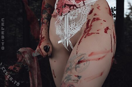 Linspics Nude Leaked Photo #778