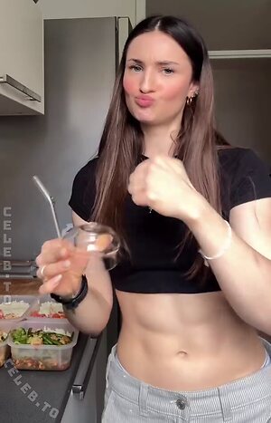 Lisaamarie.e Nude Leaked Photo #48