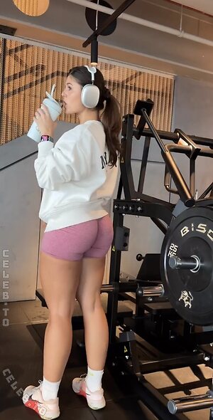 Livefitelle photo