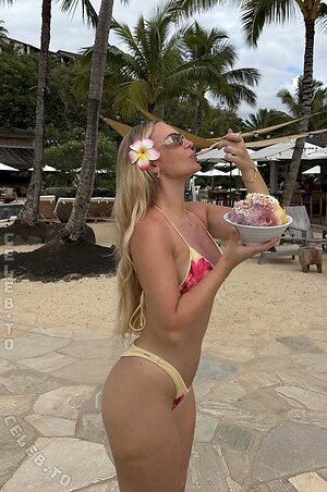 liv.yah Nude Leaked Photo #5