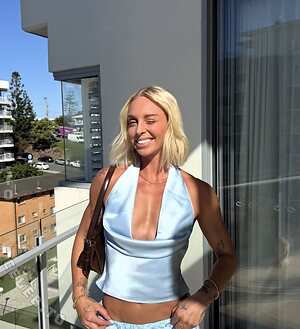 Liz Clay Nude Leaked Photo #3