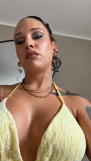 Liza Waschke Nude Leaked Photo #13